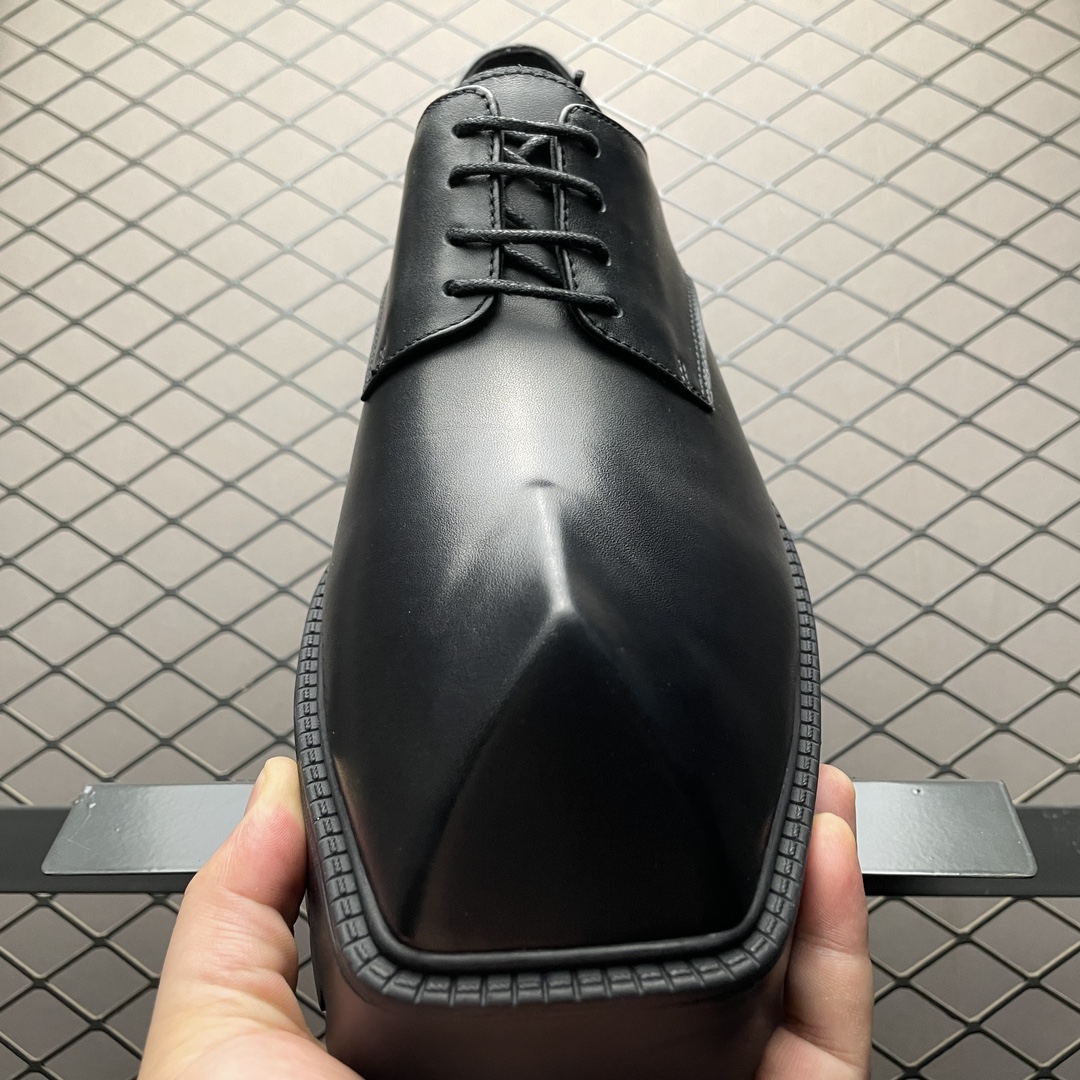 Balenciaga Rhino Derbies Derby Shoes（656977WBB501000）