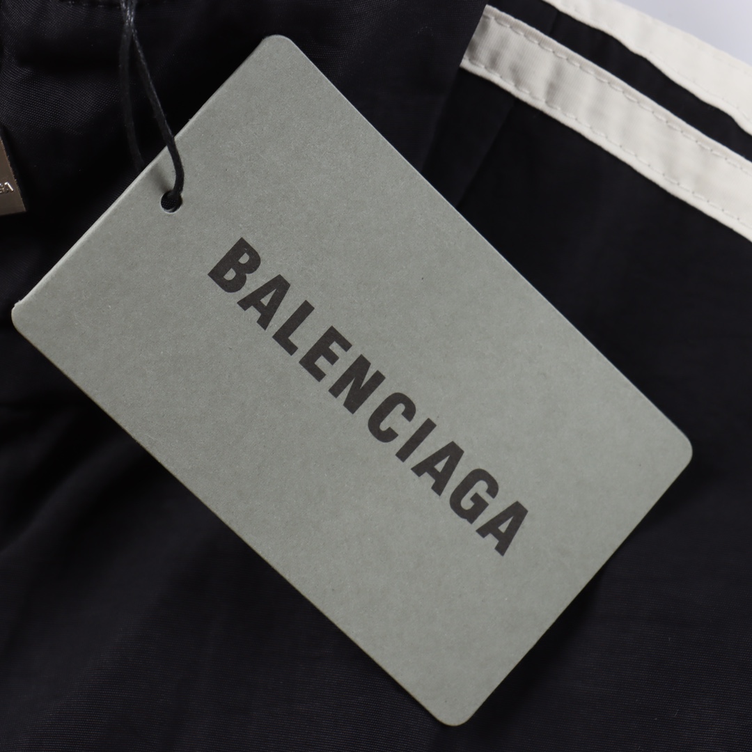 Balenciaga wool-blend sweater（675289T16171240）