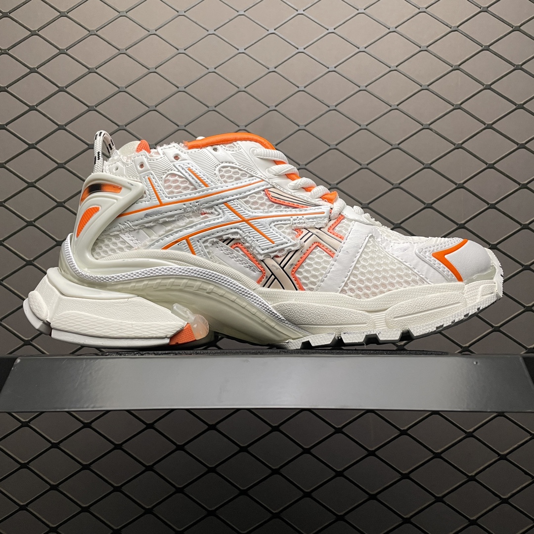 BALENCIAGA Runner Sneaker "Fluo Orange"（677403W3RBM9770）
