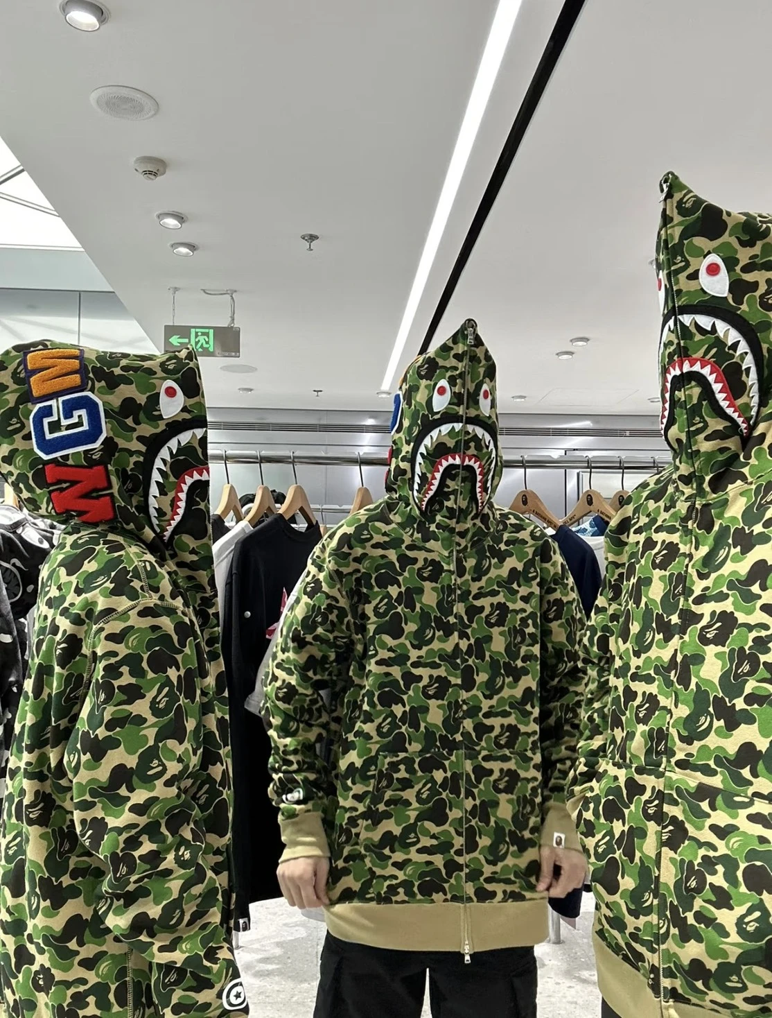 Bape ABC Camo Shark SS25 綠迷彩鯊魚外套(1J30-115-007) 球鞋國外代購潮流精品全球代購