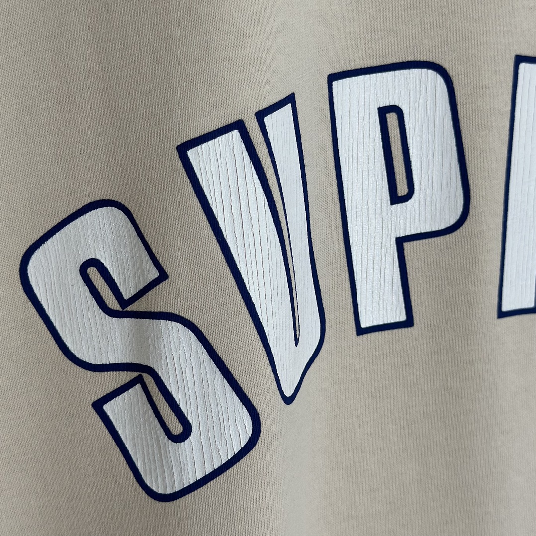 Supreme Cracked Arc S/S Top "Light Tan"（SUP-SS24-055-1）