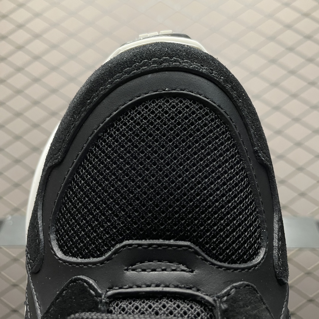 Louis Vuitton Run 55 Sneaker(1ACGOK)