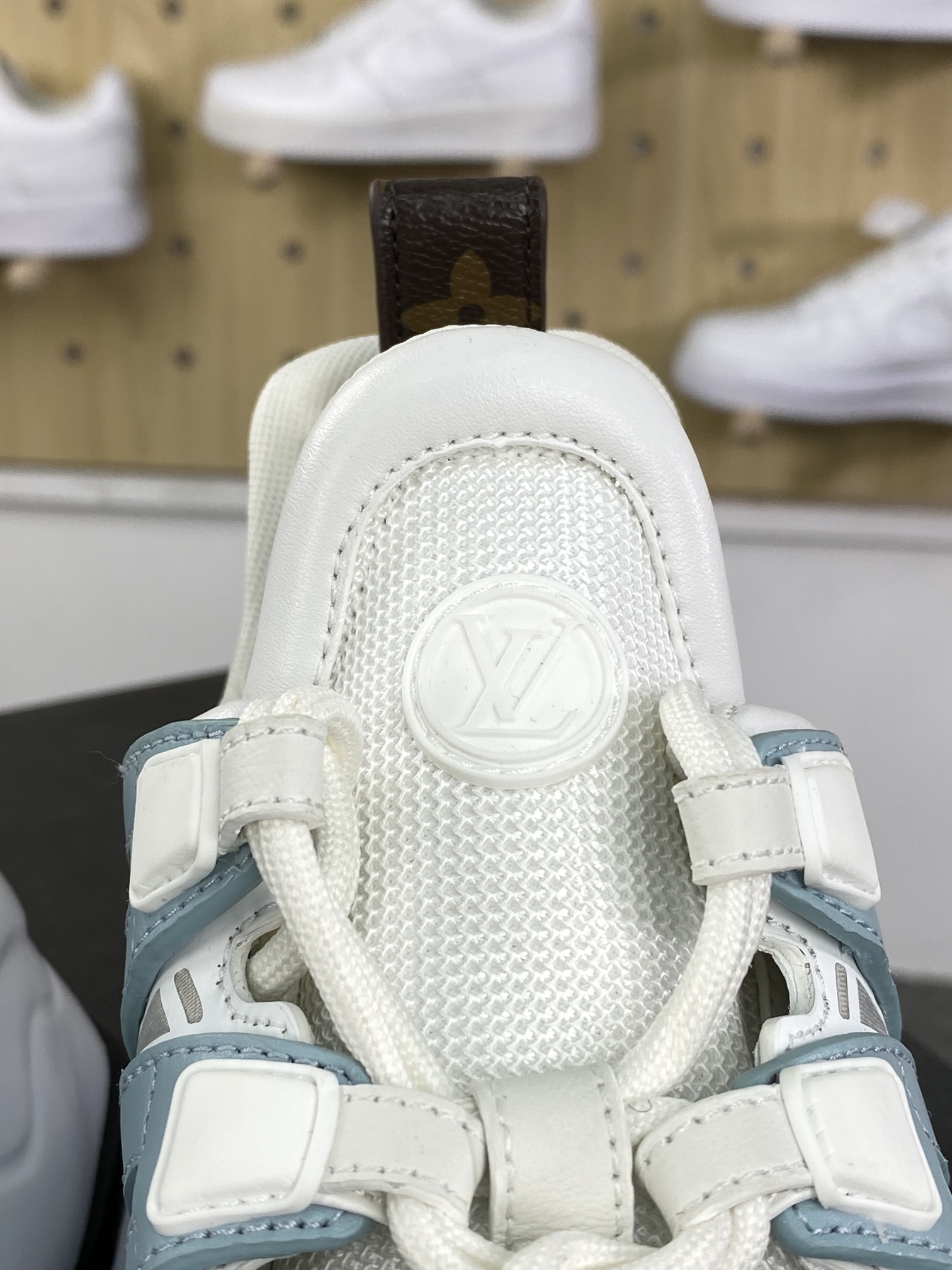 Louis Vuitton | Monogram Rubber Sole Unisex Blended Fabrics Low-Top Sneakers（1ABIHW）