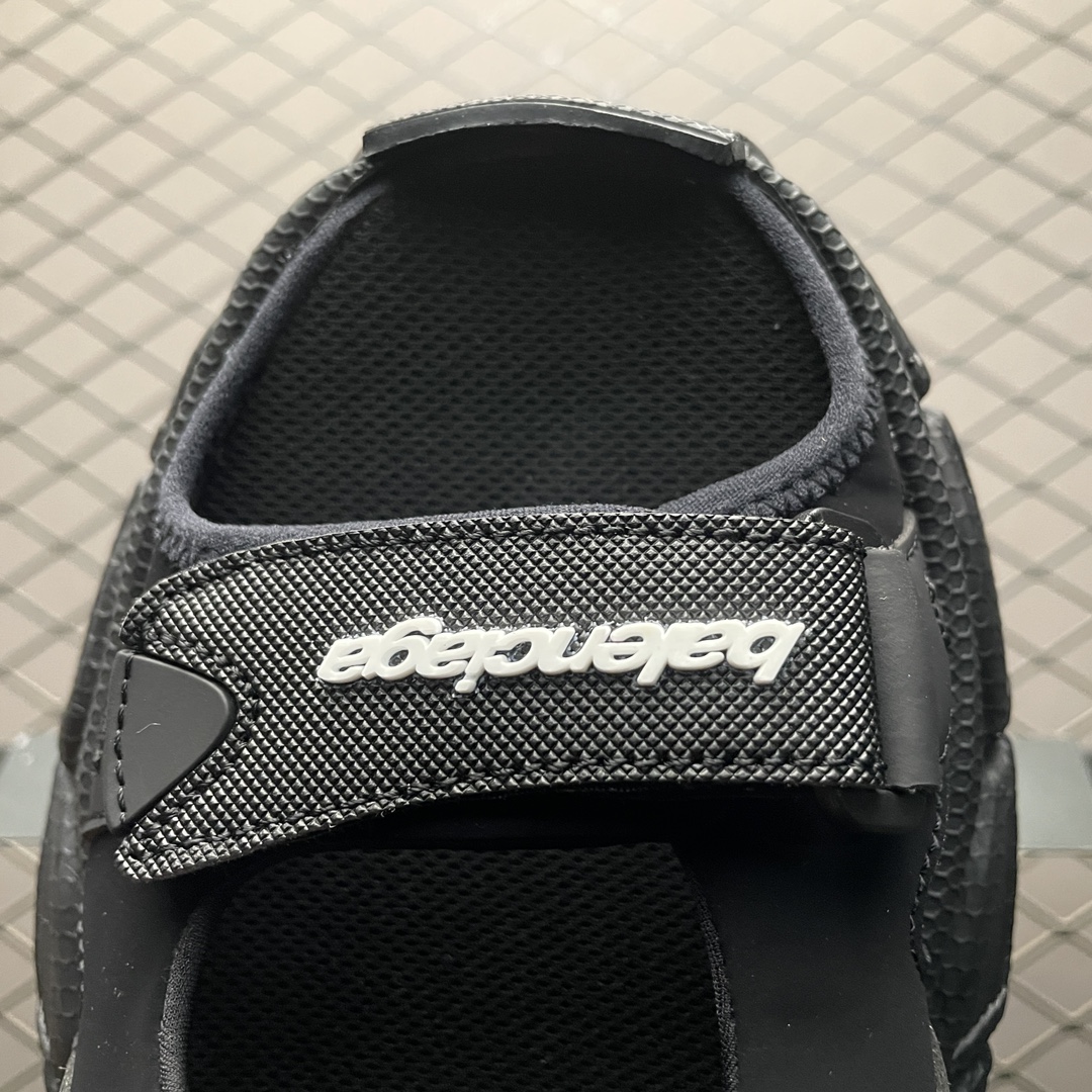 Balenciaga Black men's 3XL sandals（786959W3XLT1000）