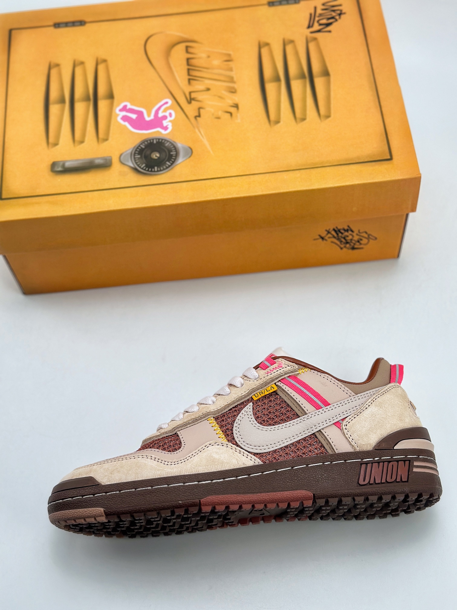 UNION × Nike Field General SP "Guava"（FQ9003-200）