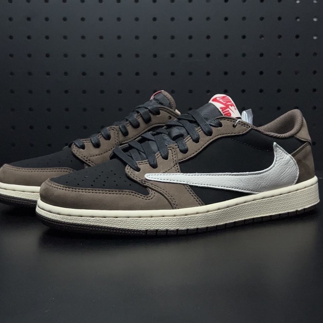 LJR】Travis Scott × Nike Air Jordan 1 Low OG SP-T LJR】Travis Scott × Nike Air Jordan 1 Low OG SP-T