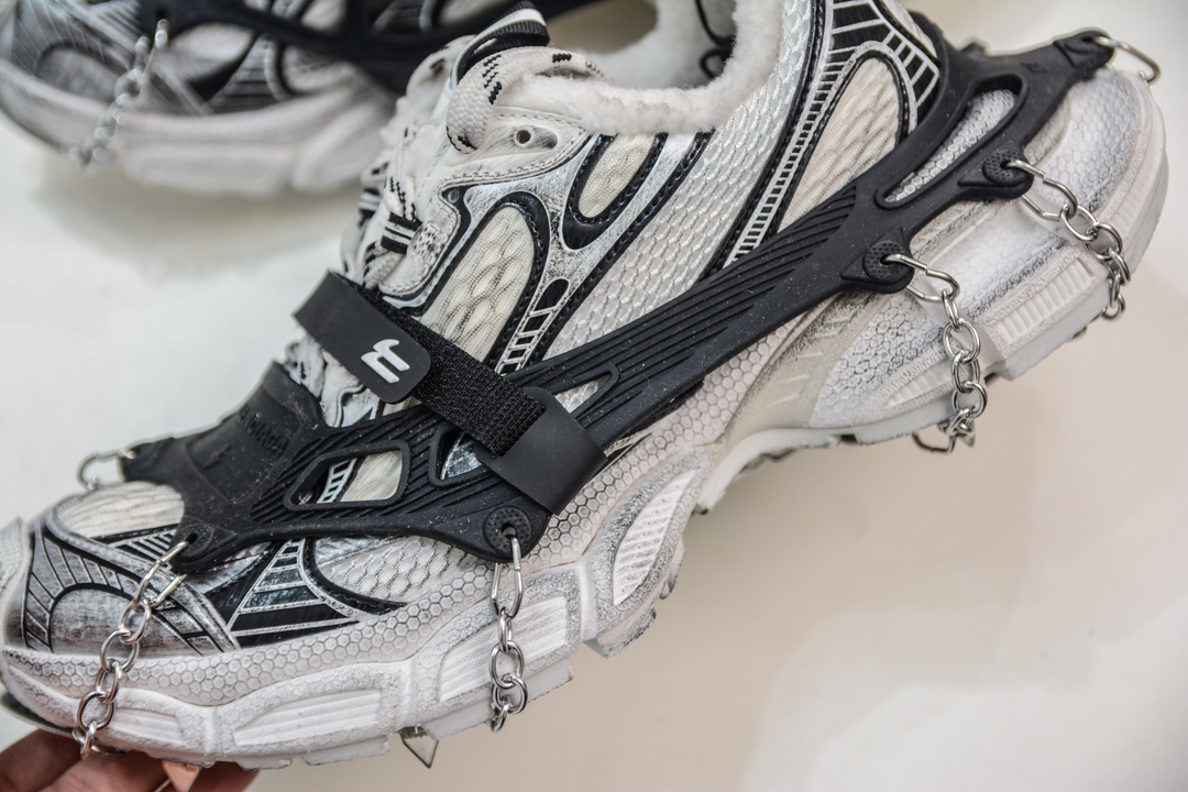 BALENCIAGA Skiwear 3XL Ski Sneaker Mesh and Polyurethane "White/Black"（766034W3XR39710）