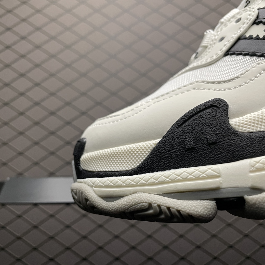  BALENCIAGA Triple S "White"（710021W2ZB9112）