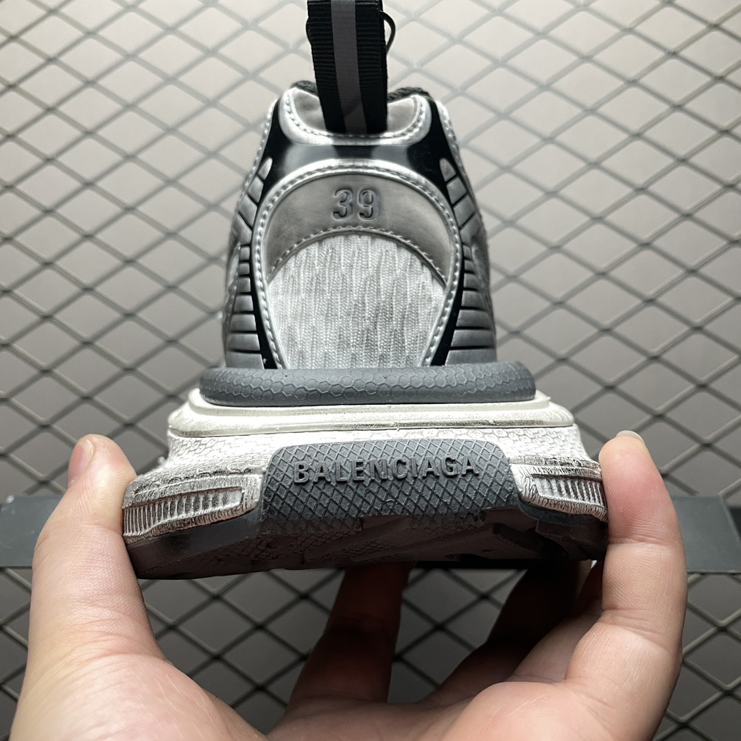 BALENCIAGA 3XL Sneaker "Grey/White/Red"（734734W3XL51219）