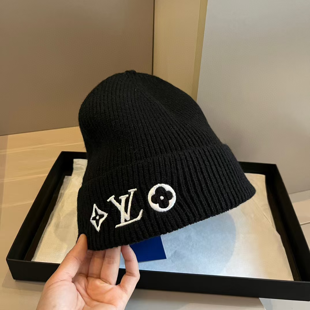 ルイヴィトン ビーニー LV ヘッドライン ニット帽 S ピンク M79549