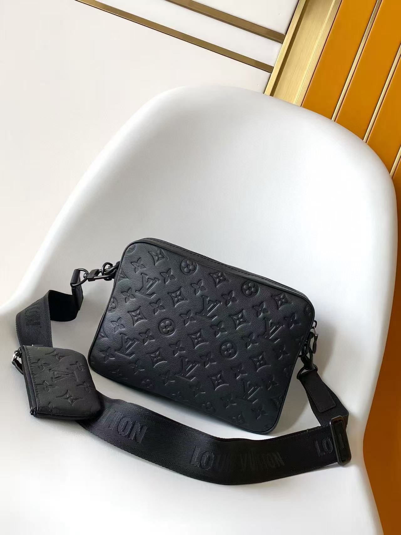 Louis Vuitton Trio Messenger Bag, Monogram Shadow Leather（M26713）