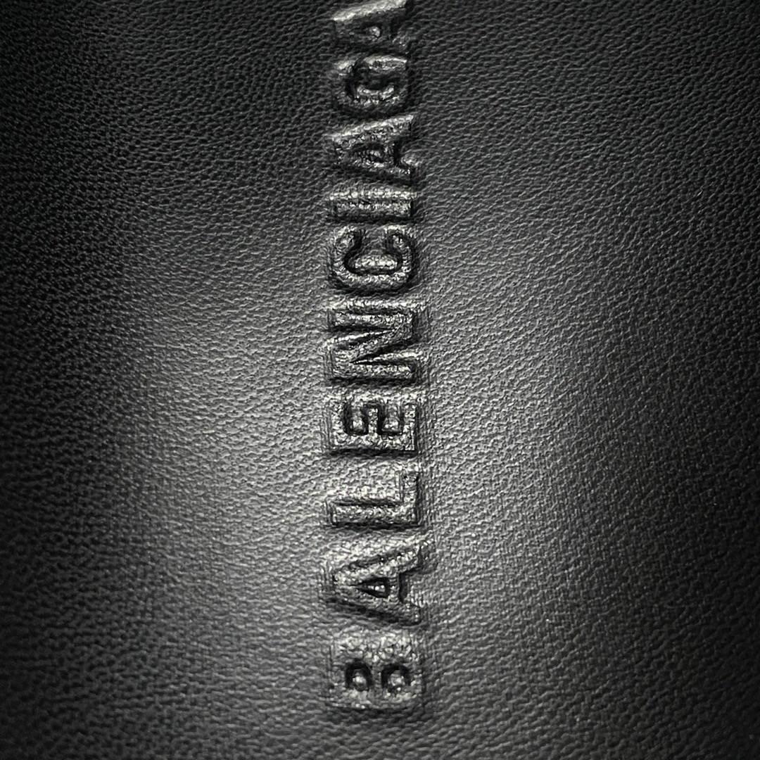 Balenciaga Sunday Suede Mules（761284 WCGA1 1000）