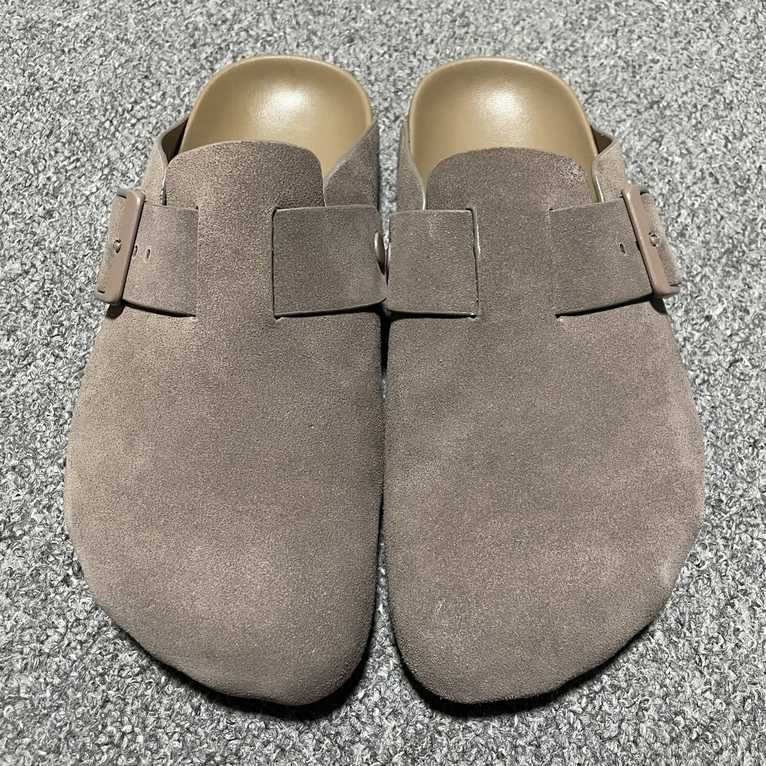 Balenciaga Sunday Suede Mules（761712WCGA12010）