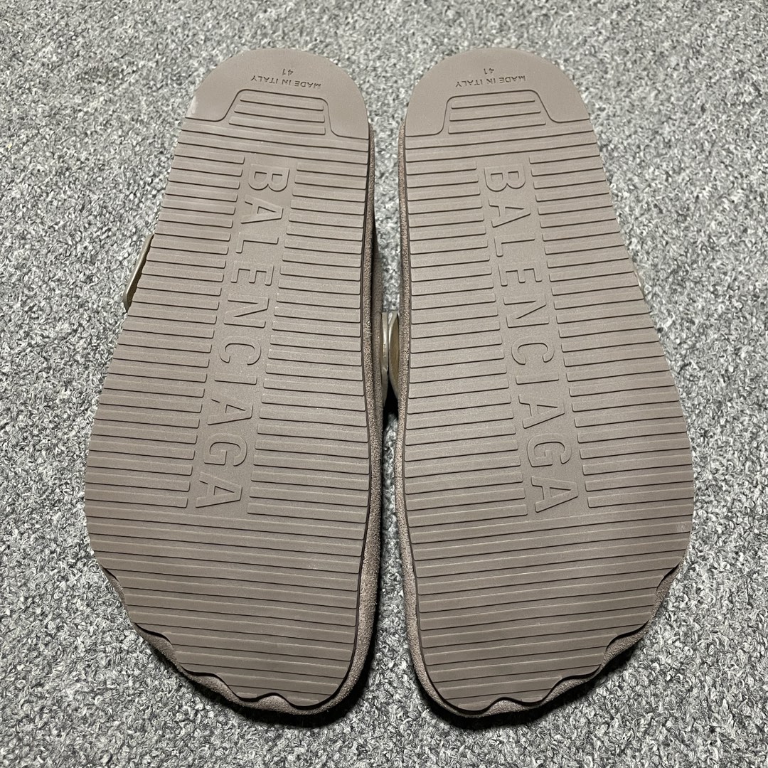 Balenciaga Sunday Suede Mules（761712WCGA12010）