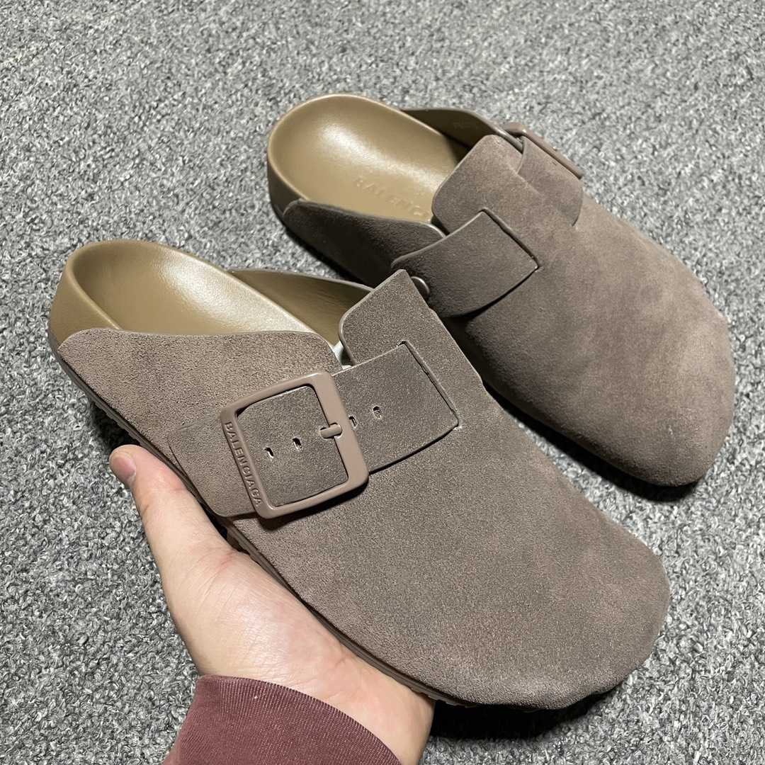 Balenciaga Sunday Suede Mules（761712WCGA12010）