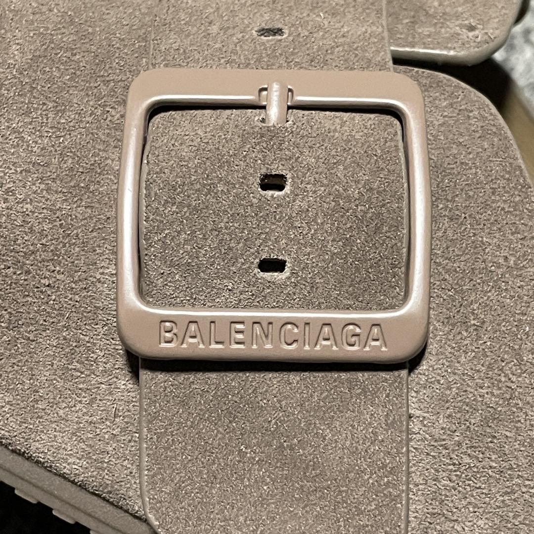 Balenciaga Sunday Suede Mules（761712WCGA12010）