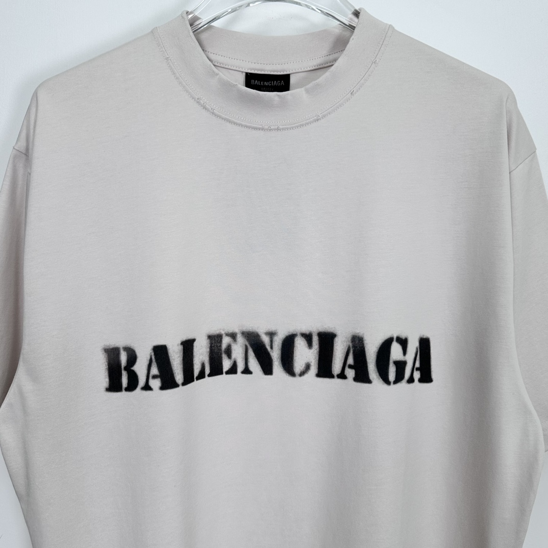 STENCIL TYPE TEE（764235TQVA33307）