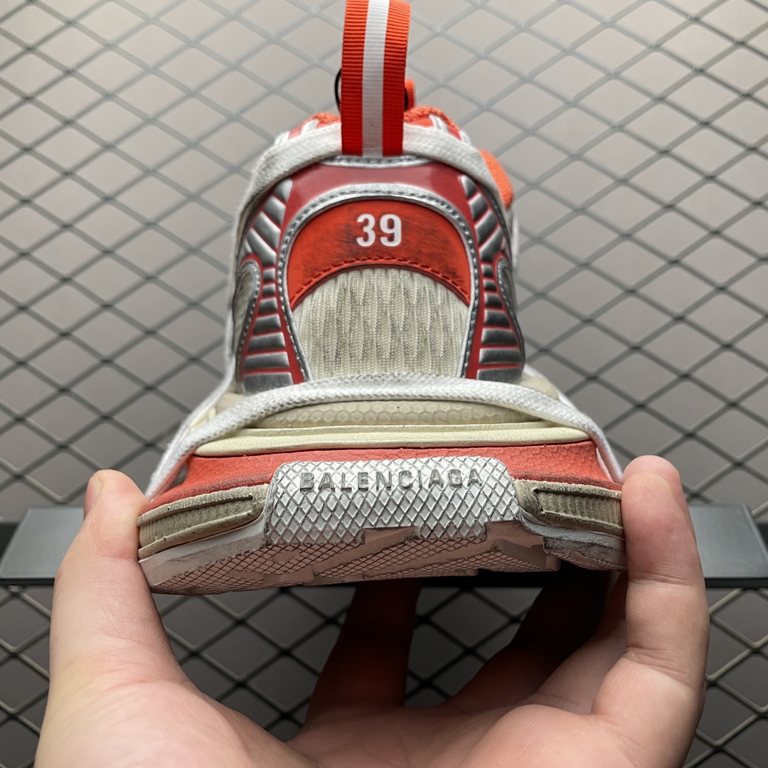 BALENCIAGA 3XL Extreme Lace Sneakers（778698W3XLKK7597）