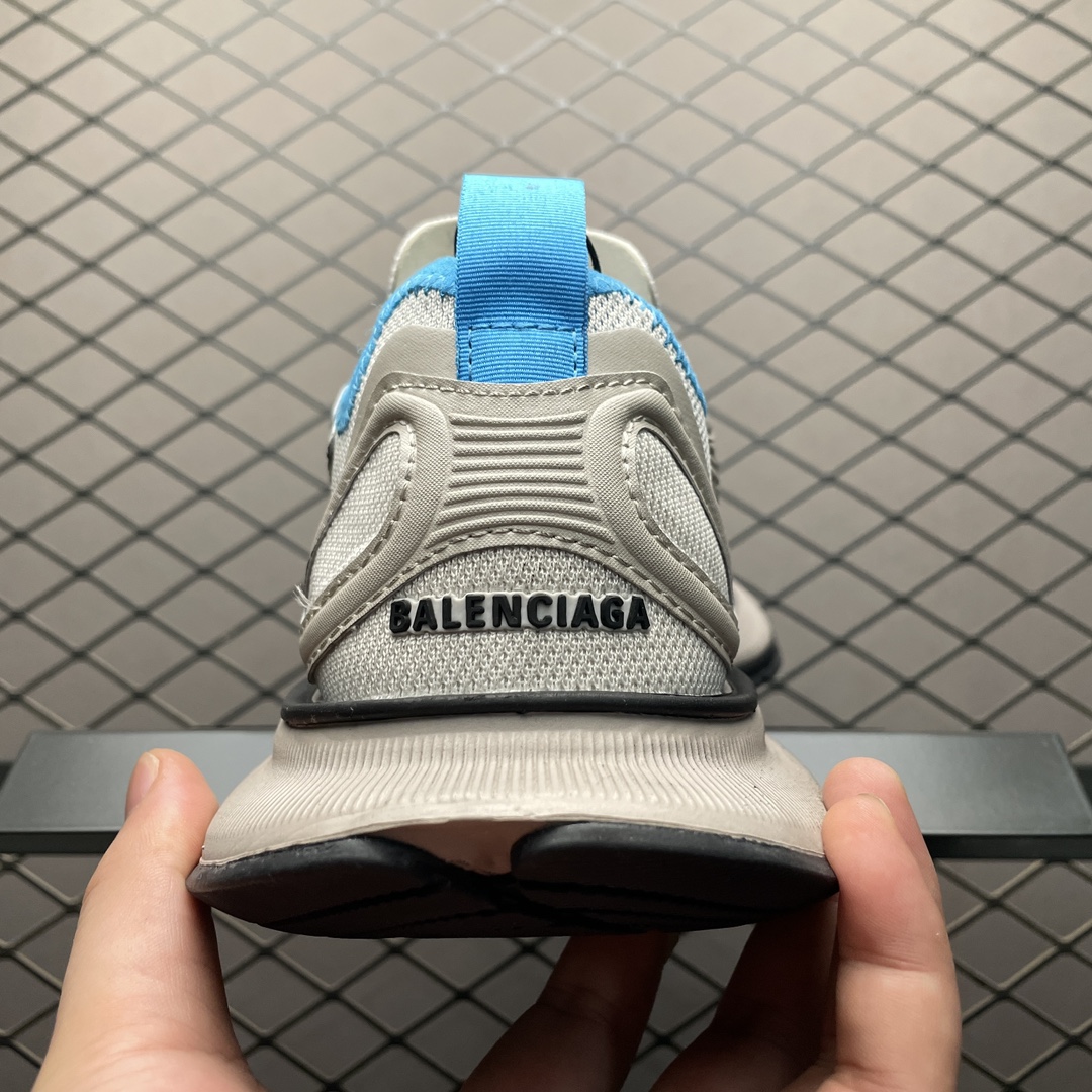 BALENCIAGA Circuit Sneaker "blue"（793945WFLGY2240）