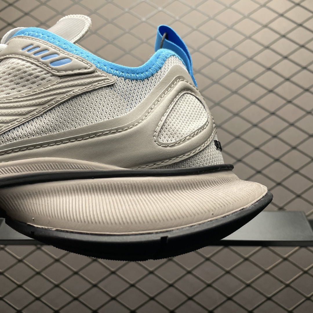 BALENCIAGA Circuit Sneaker "blue"（793945WFLGY2240）