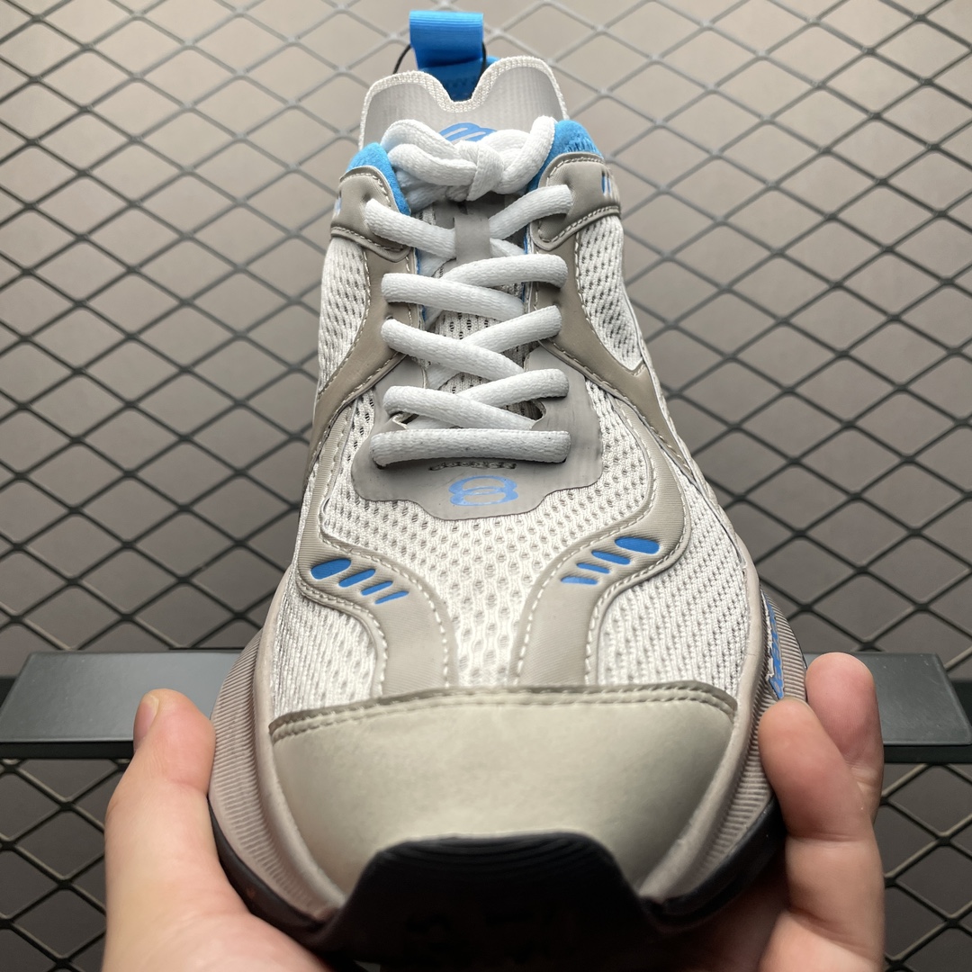 BALENCIAGA Circuit Sneaker "blue"（793945WFLGY2240）