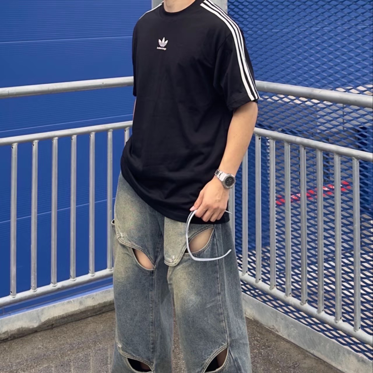 Balenciaga x adidas T-Shirt Oversized black(20UDFT78) Balenciaga x adidas T-Shirt Oversized black(20UDFT78)