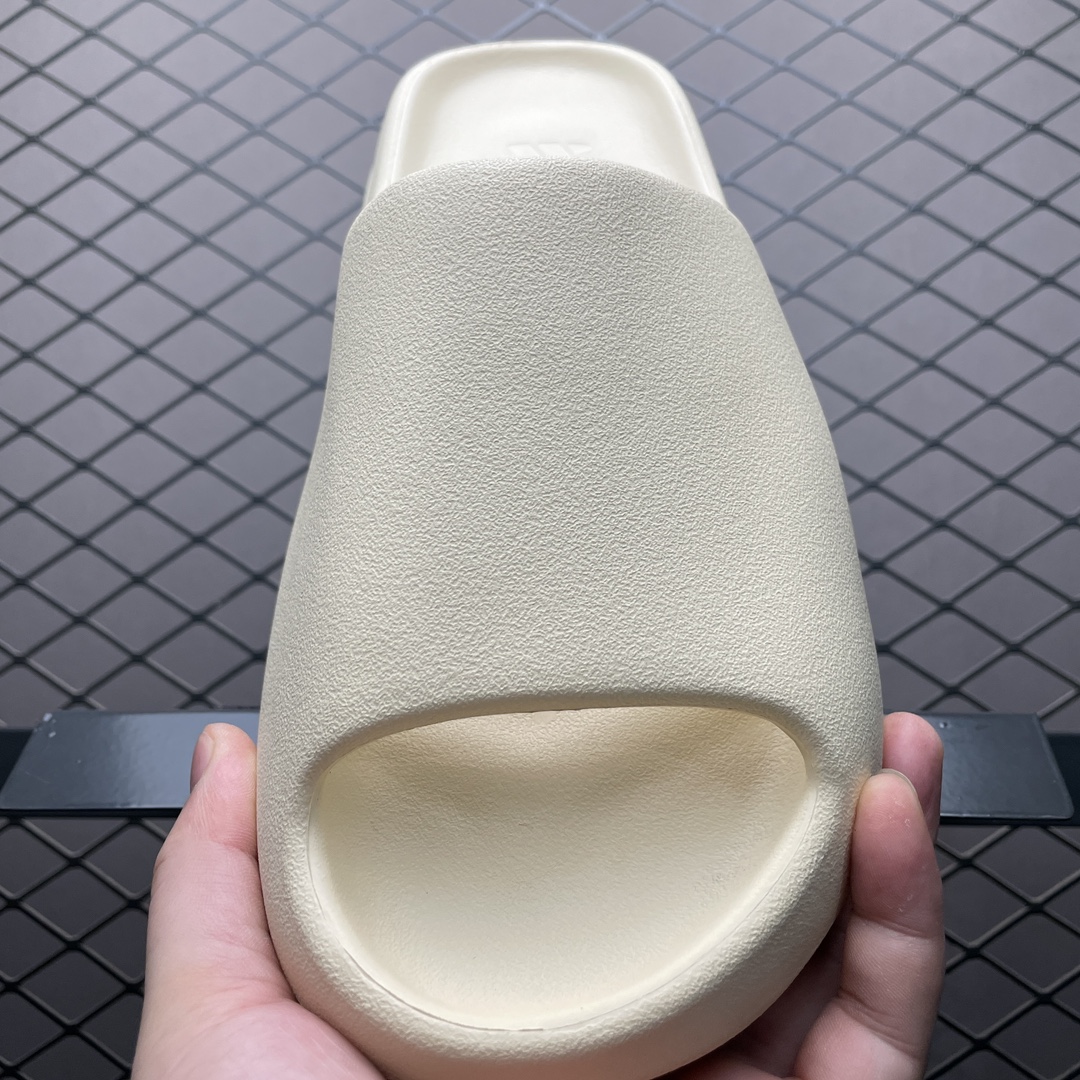 adidas YEEZY Slide "Bone" (FZ5897)