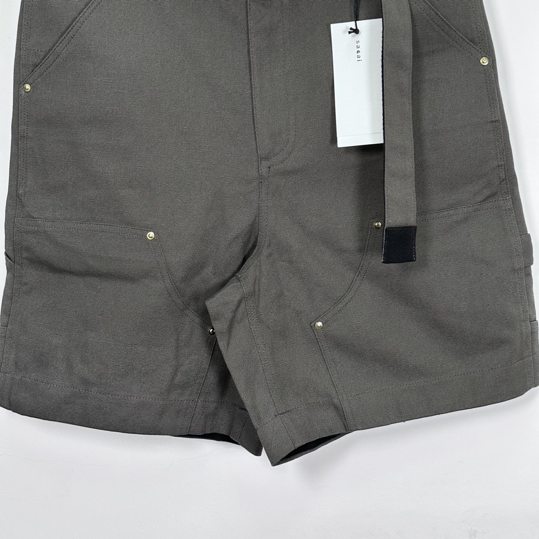 CARHARTT X SACAI CARGO SHORTS（I034103-2KK-XX）