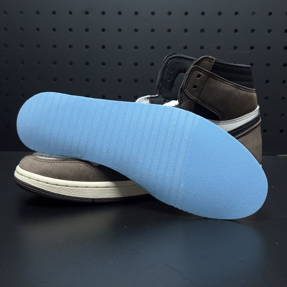 Travis Scott × Nike Air Jordan 1 Retro High OG TS SP "Sail/Dark Mocha"(CD4487-100)