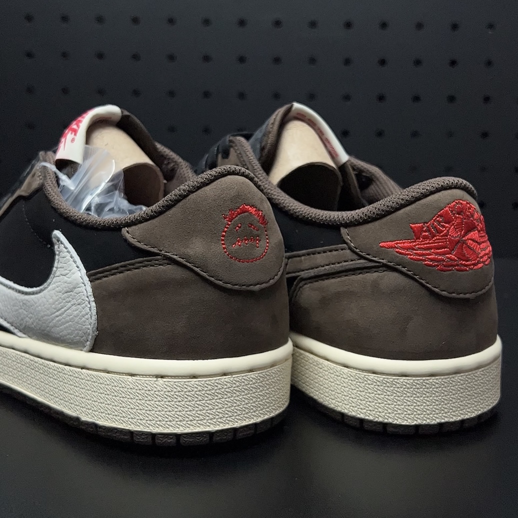 Travis Scott × Nike Air Jordan 1 Low OG SP-T "Black/Dark Mocha"(CQ4277-001)