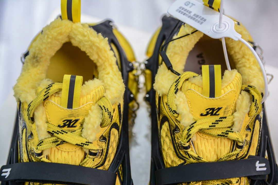 BALENCIAGA Skiwear 3XL Ski Sneaker Mesh and Polyurethane "Yellow/Black"（766034W3XR27010）