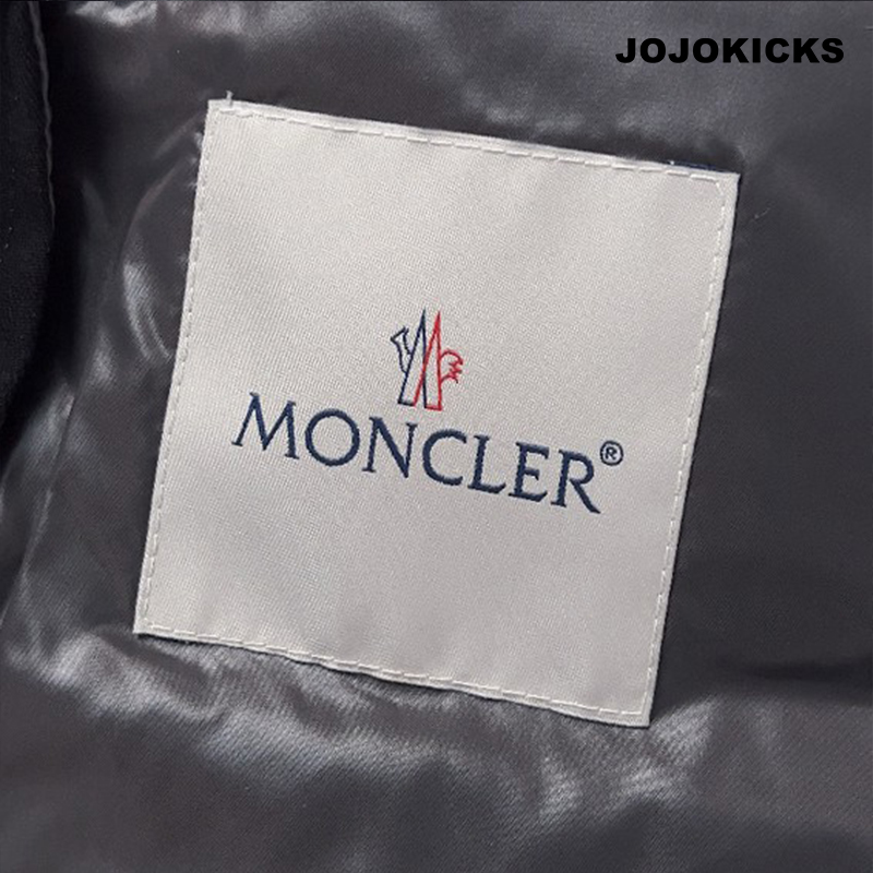 Moncler Bormes logo patch hooded vest（H20911A0021668950-999）