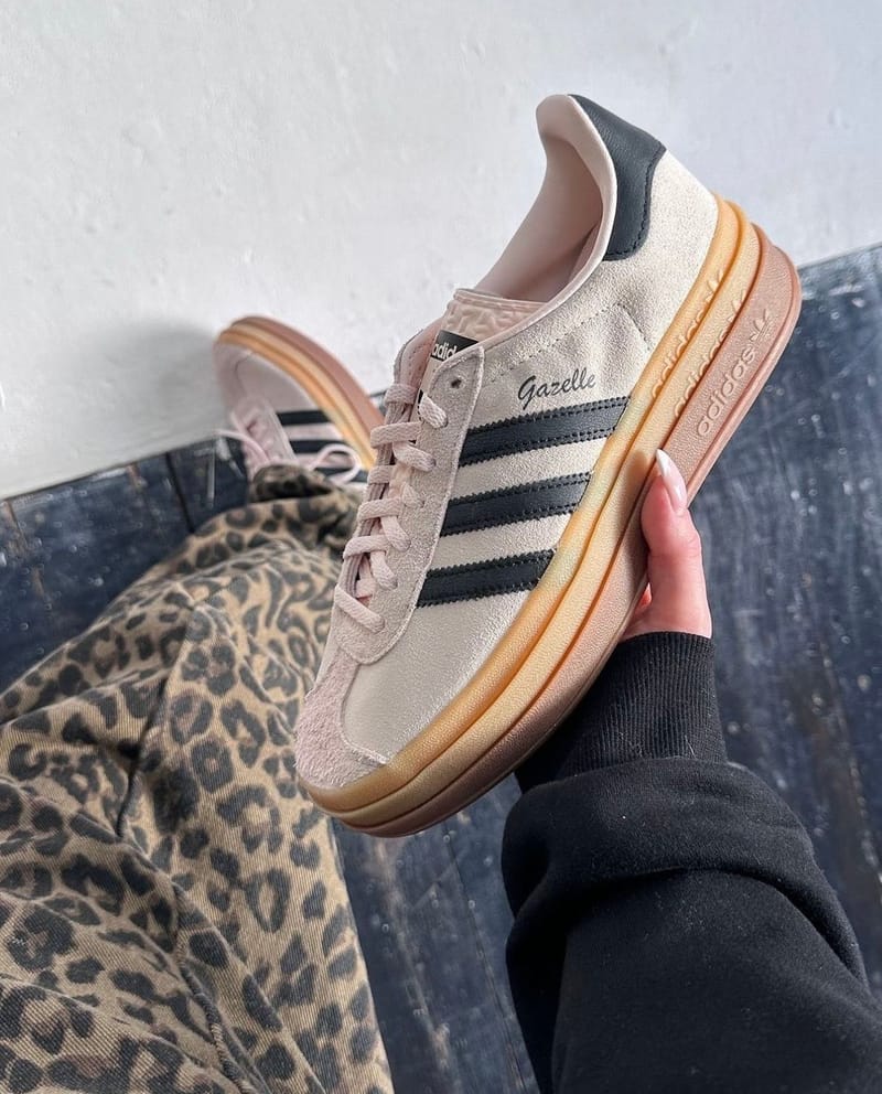 Adidas Originals Gazelle Bold 厚底霧粉黑草寫字體(IE0429)