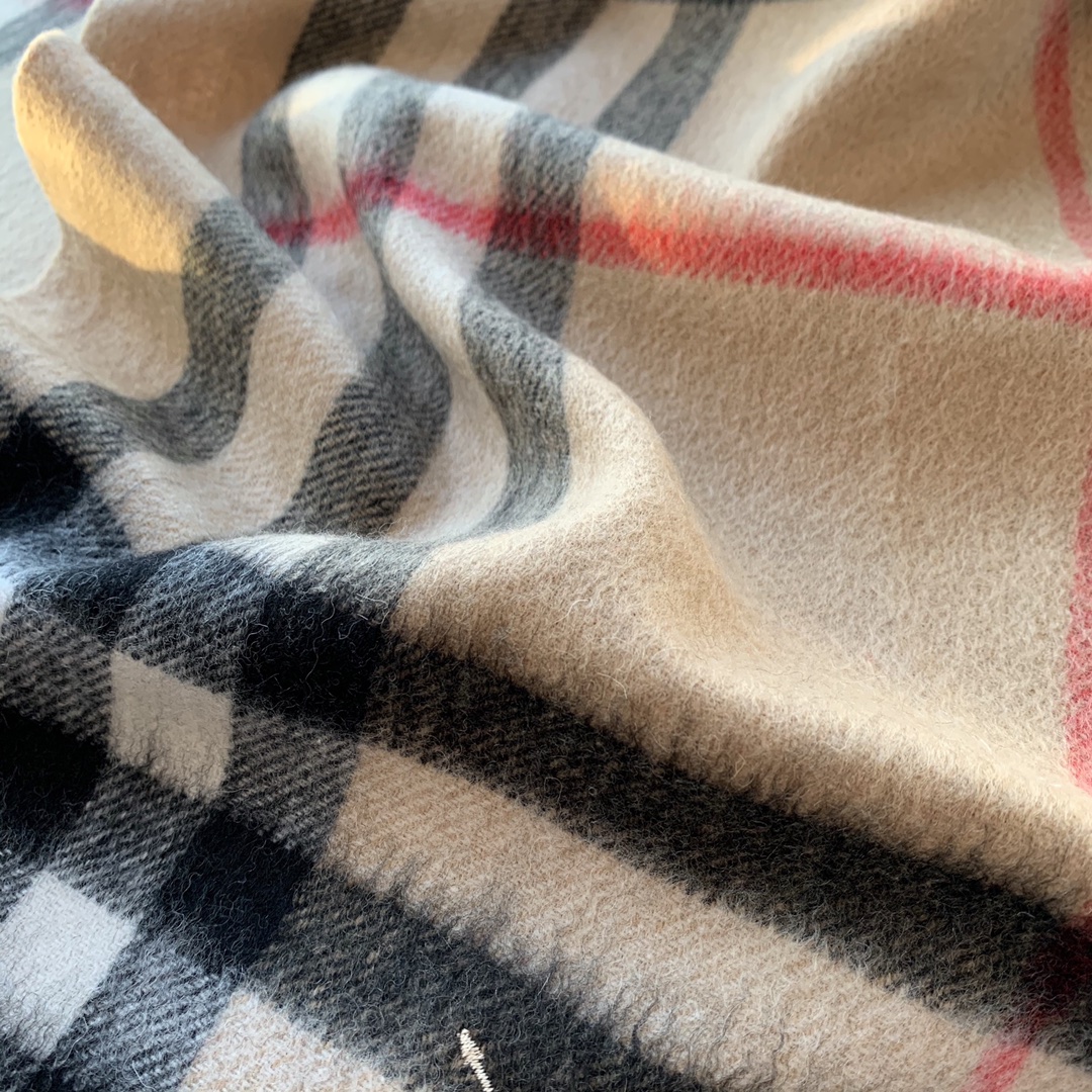 Burberry The Classic Check Cashmere Scarf Check Cashmere Scarf "Khaki"（ 80181731）