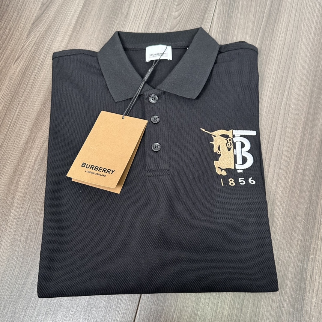 Burberry War horse knight embroidered logo T-shirt（8025775）