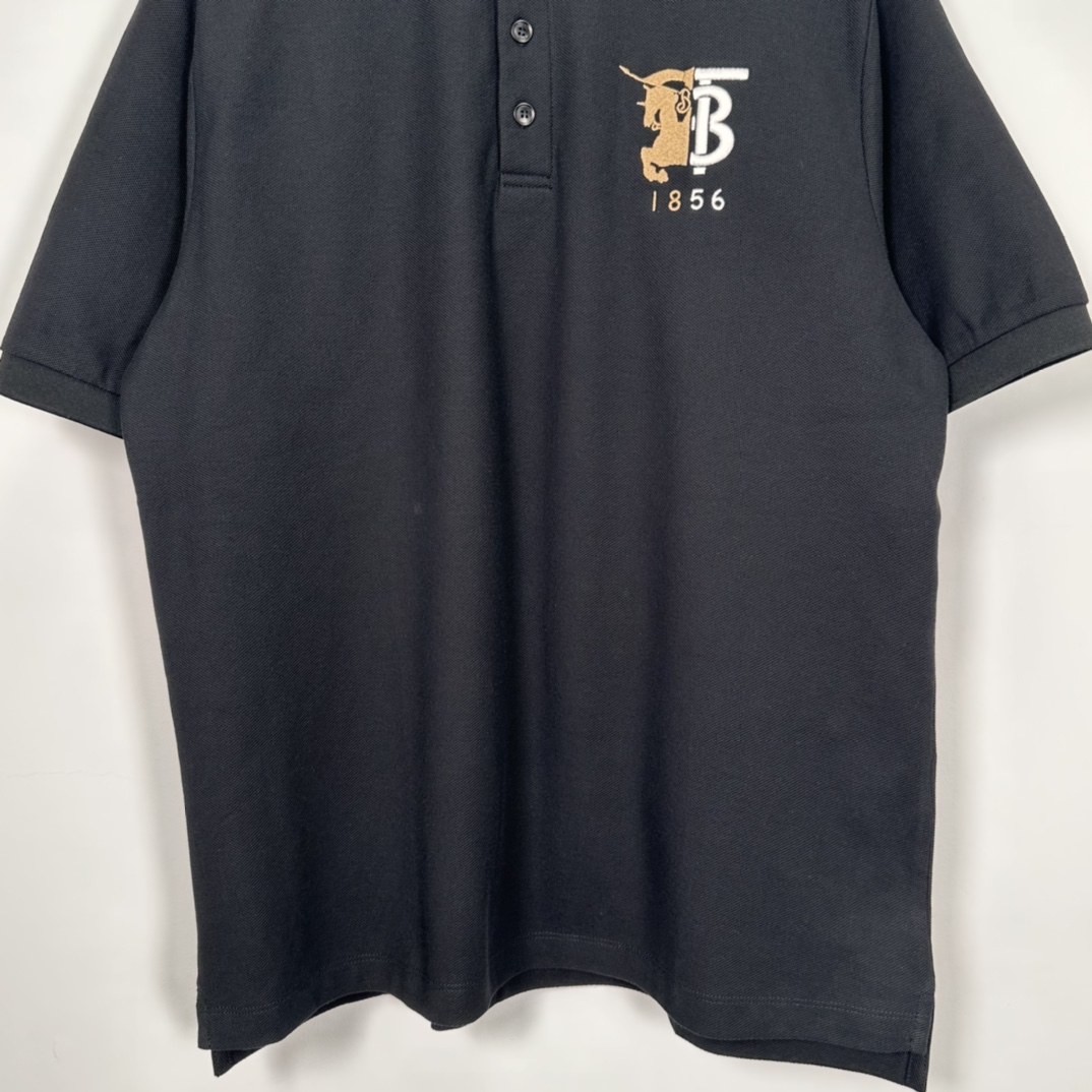 Burberry War horse knight embroidered logo T-shirt（8025775）