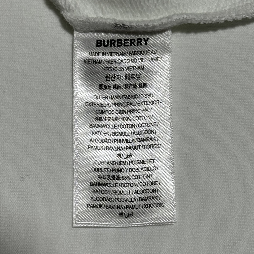 Burberry Crew Neck Long Sleeve Sweatshirt（80695311）