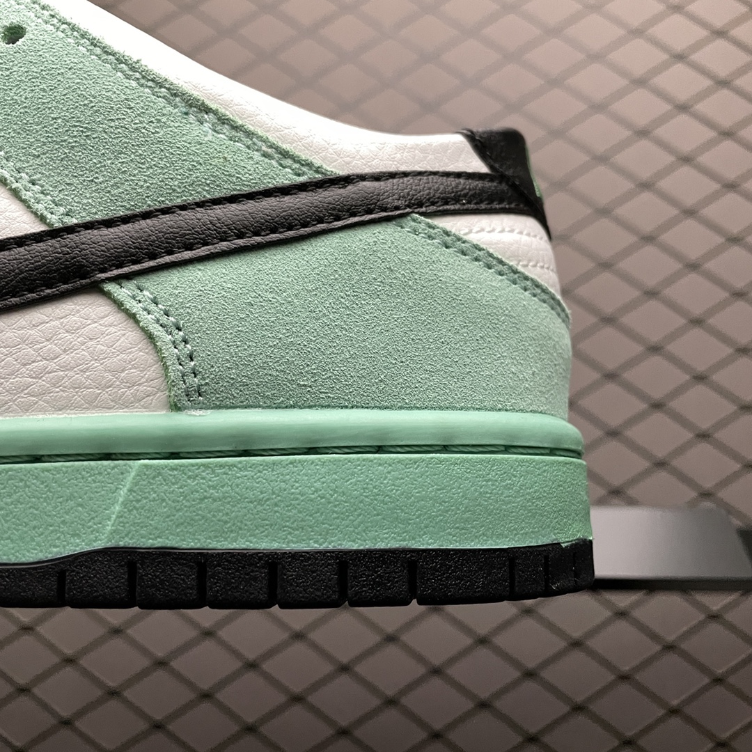 Nike SB Dunk Low Pro "Sea Crystal"（819674-301）