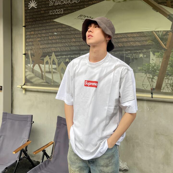 Supreme x MM6 Maison Margiela Box Logo Tee Supreme x MM6 Maison Margiela Box Logo Tee