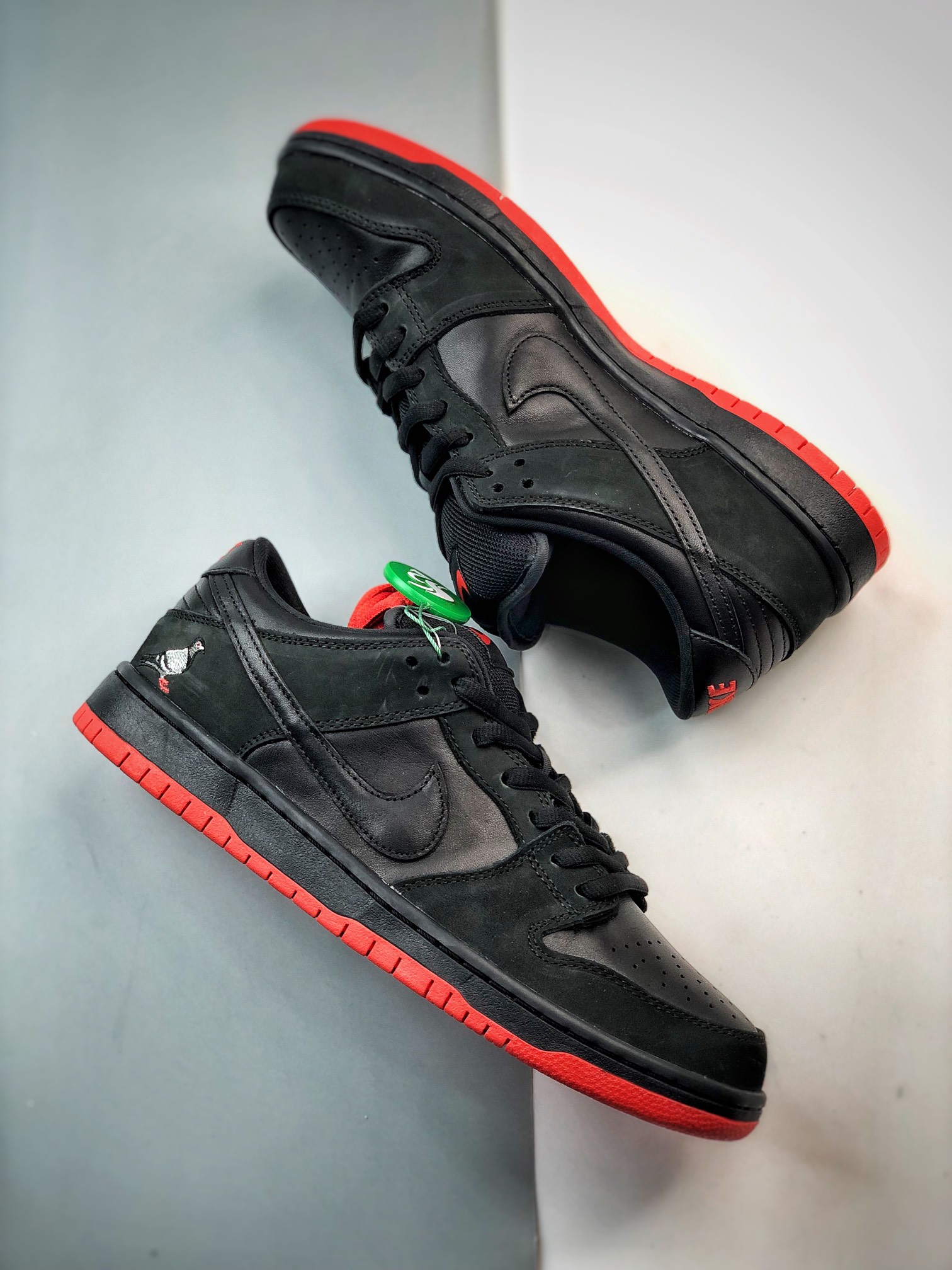 Nike SB Dunk Low TRD QS 