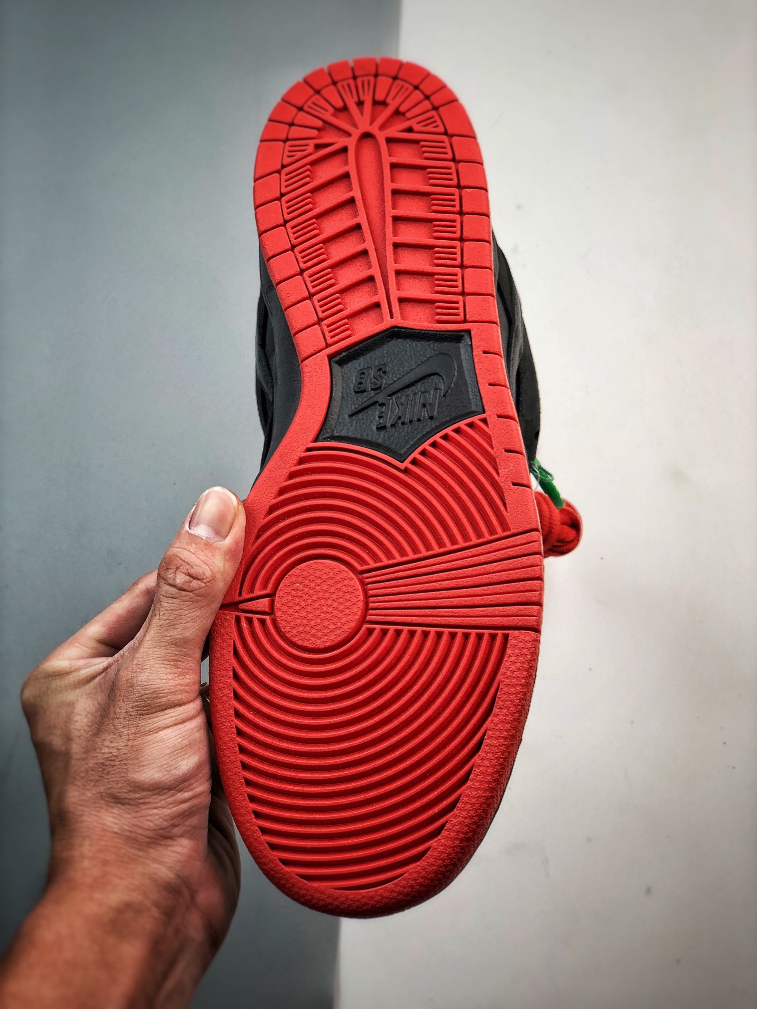 Nike SB Dunk Low TRD QS "Black Pigeon"（883232-008）