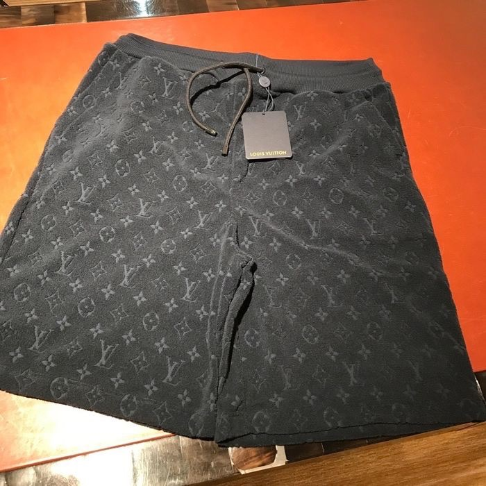 Louis Vuitton Monogram French Terry Shorts（1AHUX6）