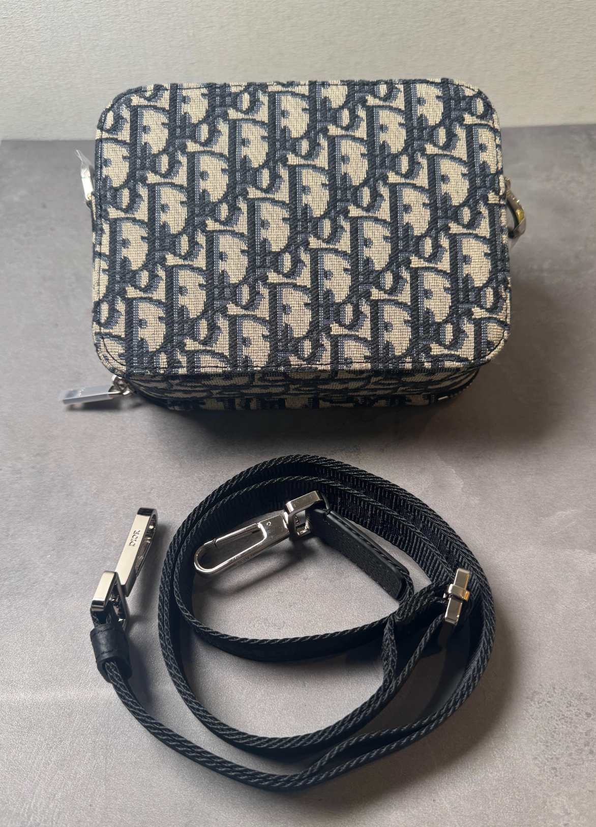 Dior Zip pouch with strap Dior Oblique Jacquard（2OBBC119YSE-H05E）