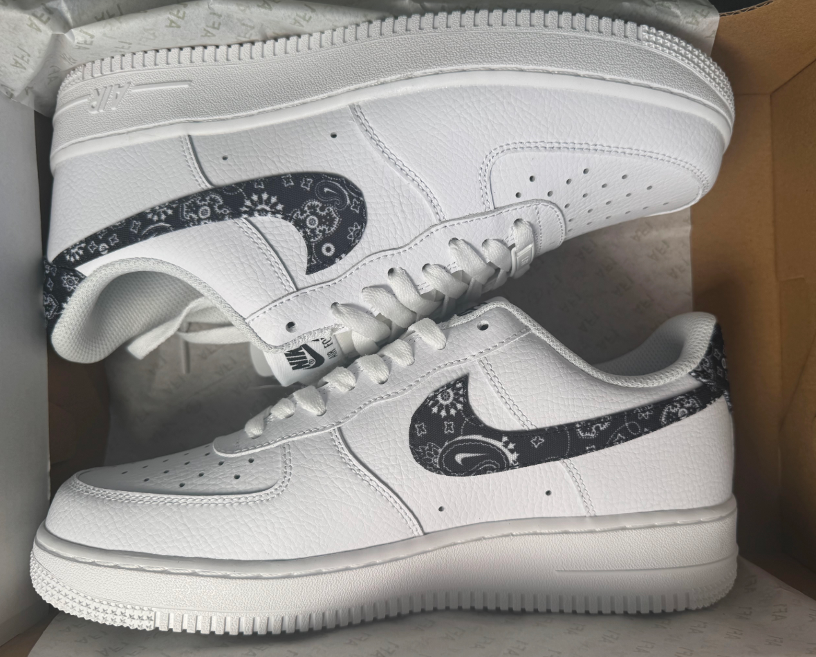 Nike Women's Air Force 1 Low '07 Essential "Black Paisley"（DH4406-101）
