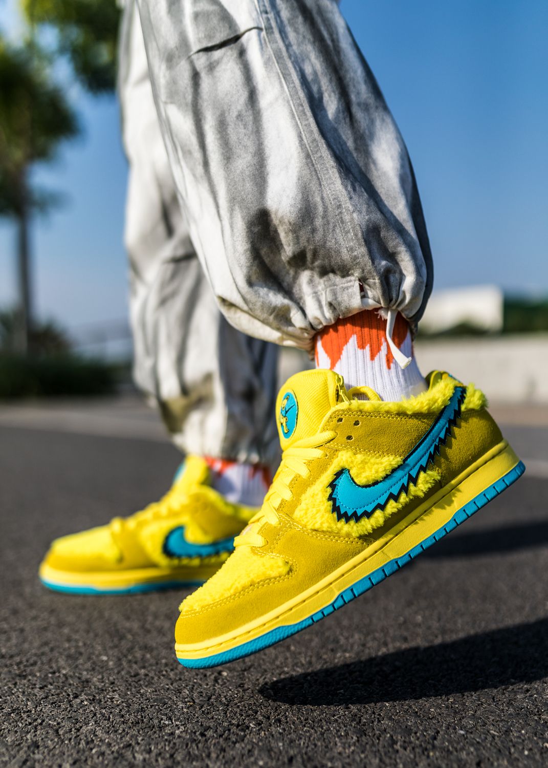 Grateful Dead x Nike Dunk SB Opti Yellow Green
