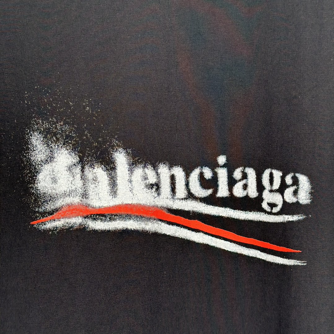 Balenciaga Medium Fit T-shirt (764235TQVI5156976）