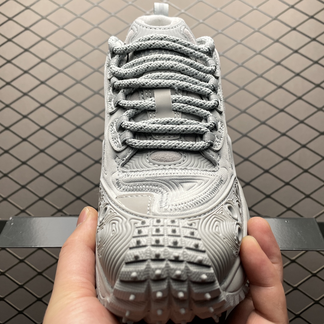 MONCLER TRAILGRIP GTX 3M モンクレール トレイルグリップ GTX 3M（4M00010M327524E）