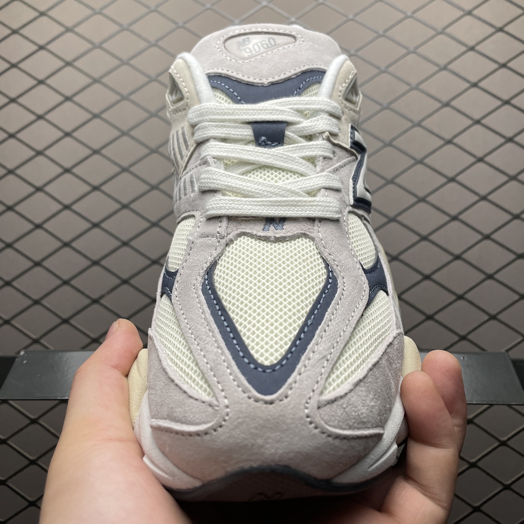 New Balance 9060  (U9060EEB )