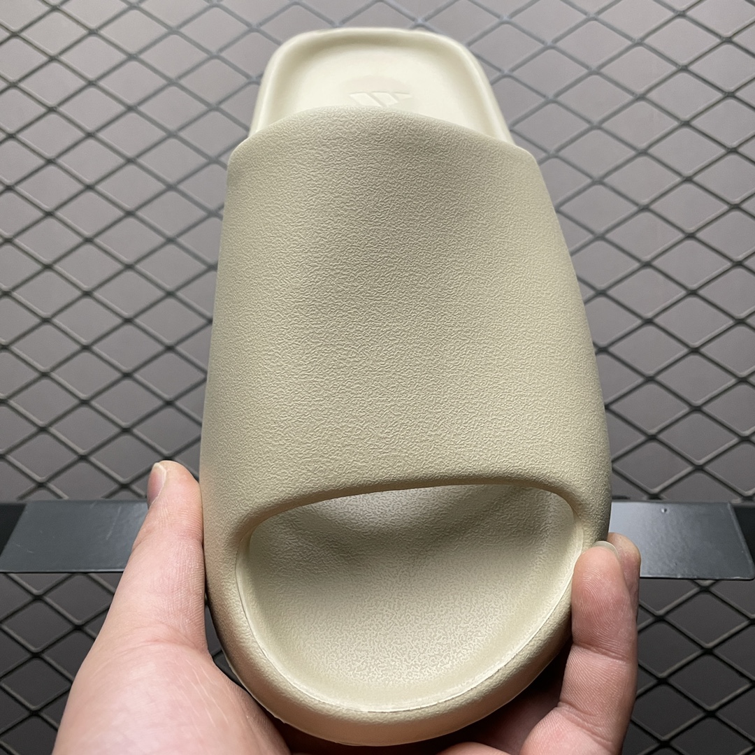 adidas YEEZY Slide "Pure"(GW1934)