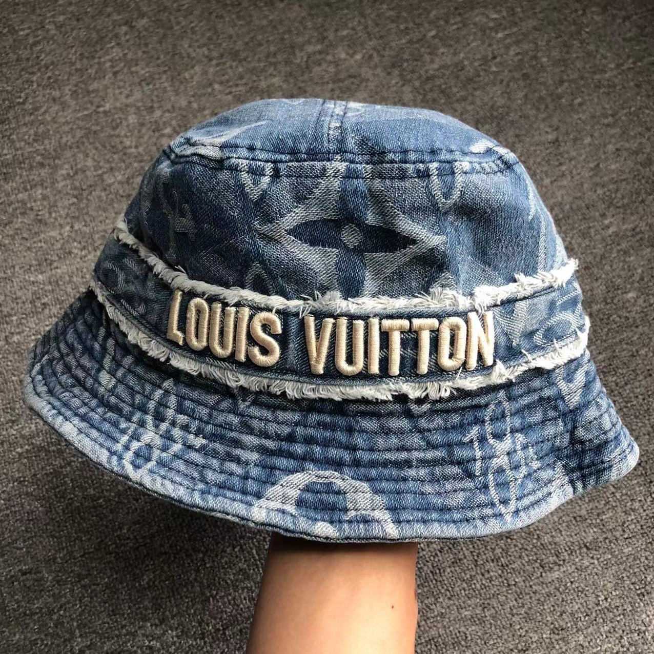 LOUIS VUITTON washed denim bucket hat（A2MT2）（2色展開）